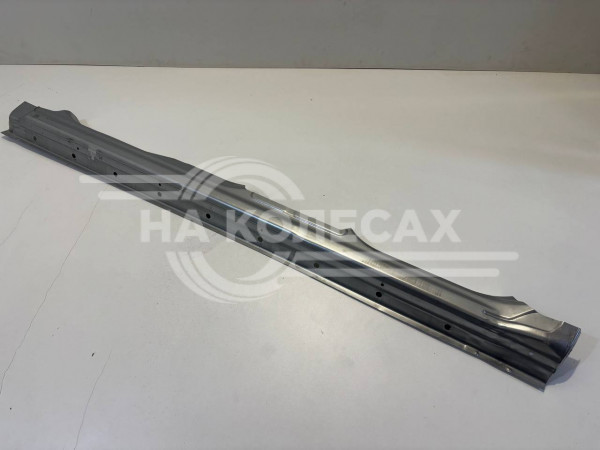 Пороги Suzuki Grand Vitara 3 ШТАМП