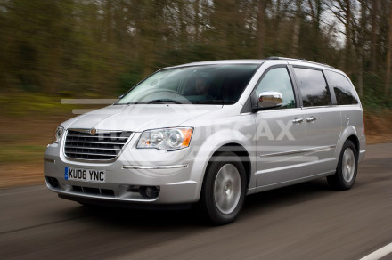 Передние арки Chrysler Voyager 5