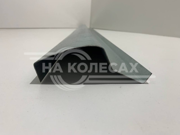 Ремонтные пороги Toyota Yaris 2  Toyota Vitz 2 (XP90)