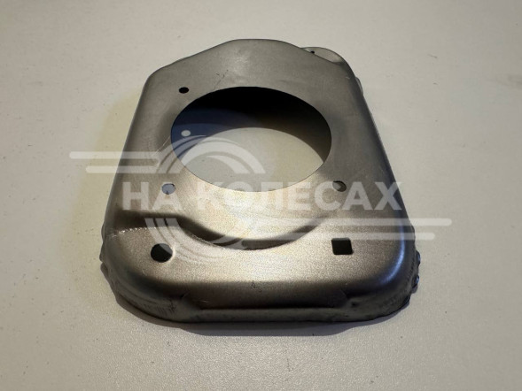 Рем часть лючка бензобака Lada Largus (площадка горловины)