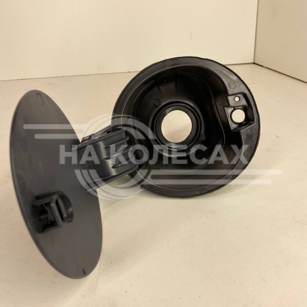 Лючок бензобака Volkswagen Polo