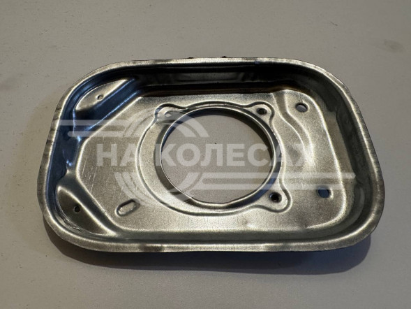 Штампованная рем часть лючка бензобака Lada Largus (площадка горловины)