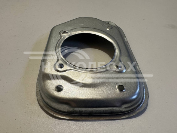 Штампованная рем часть лючка бензобака Lada Largus (площадка горловины)