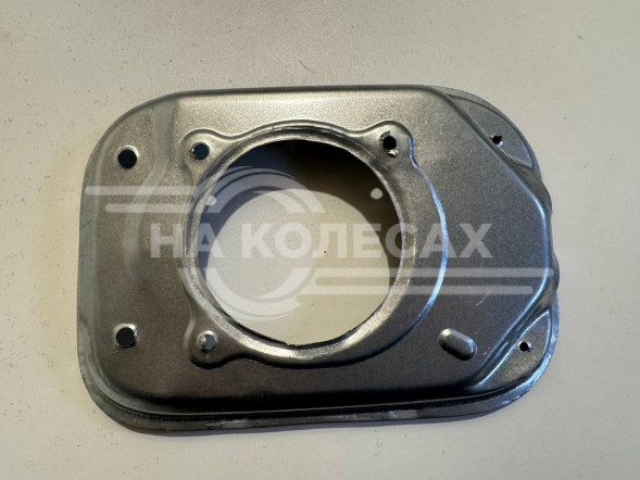 Штампованная рем часть лючка бензобака Lada Largus (площадка горловины)
