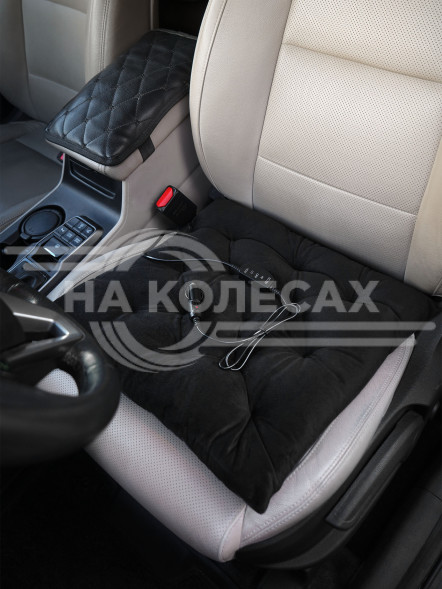 Подушка с подогревом на сиденье 12В, 19/26 Вт (41*41 см), стеганная, черная