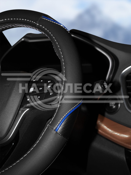 Оплетка на руль, искусст. кожа, текстура карбон, черная/синяя, бел. прошивка, 38 см/М