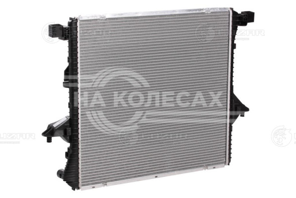 Радиатор охлаждения для автомобилей Volkswagen Amarok (09-)