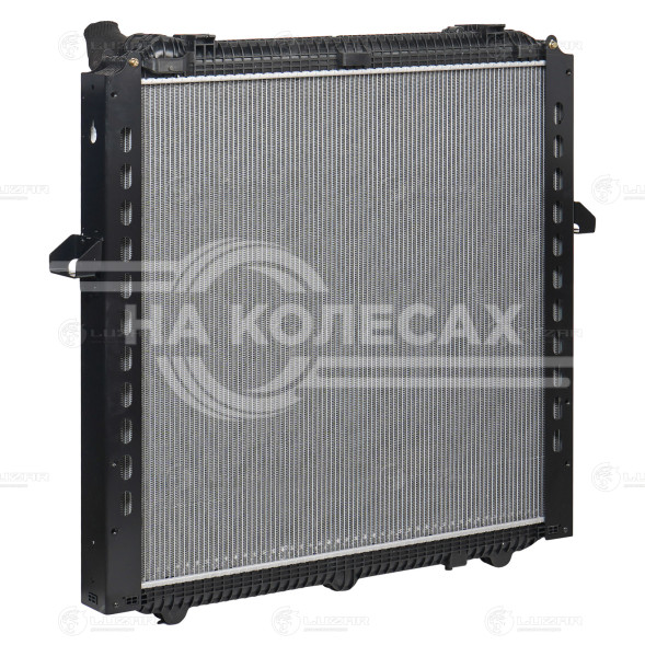 Радиатор охлаждения для автомобилей MB Actros MP4/MP5 (11-)/Arocs (13-) (выс. сердц. 895мм)