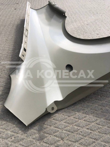 Крыло левое с повторителем Chevrolet Lacetti