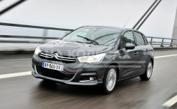 Полные ремонтные пороги Citroen C4 2 дорест