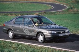 Арки задние Ford Mondeo 1