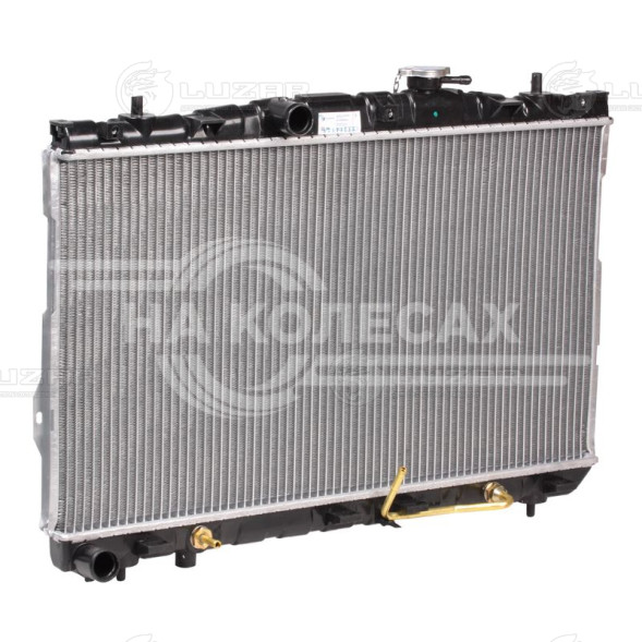 Радиатор охлаждения для автомобилей Elantra (00-) AT