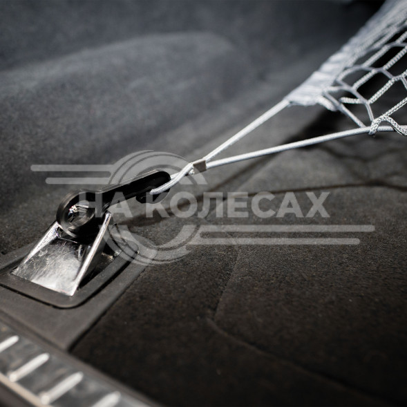 Сетка напольная 75*90 см (4 металлических крючка)