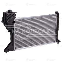 Радиатор охлаждения для автомобилей Sprinter (00-)
