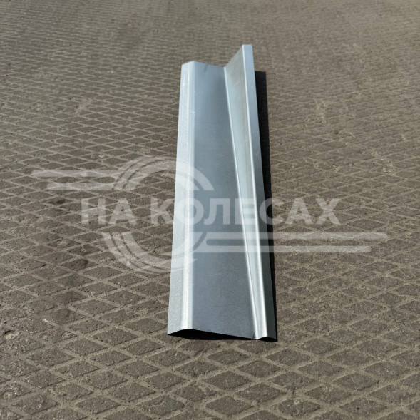 Клинья Toyota Land Cruiser 200