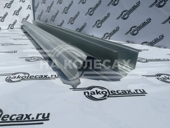 Ремонтные пороги Toyota Ipsum 2(M20)