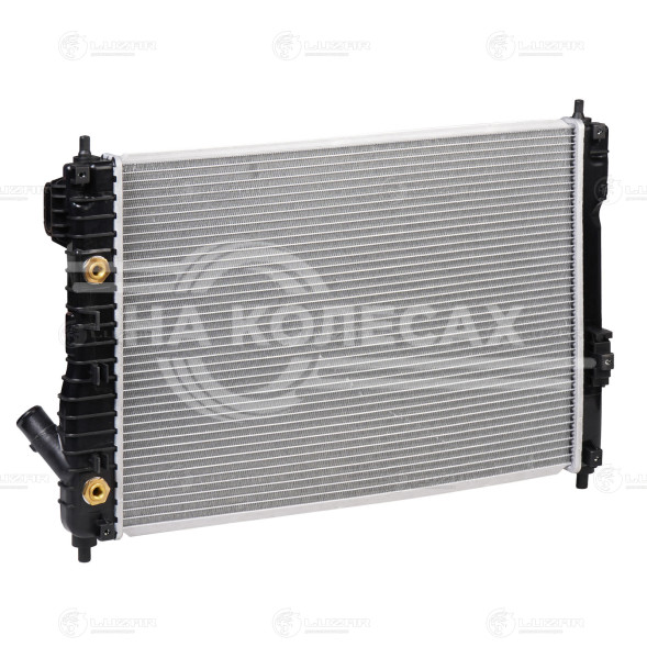 Радиатор охлаждения для автомобилей Aveo T255 (08-) 1.4i AT (паяный)