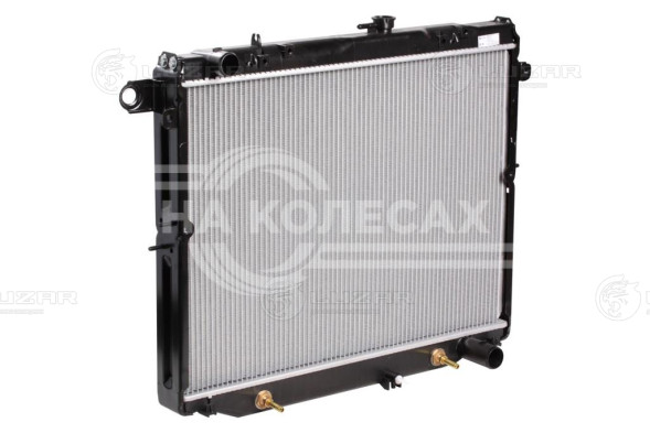 Радиатор охлаждения для автомобилей Toyota Land Cruiser 100 (98-) 4.2TD/4.5i M/A