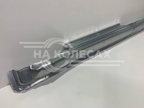 Пороги ШТАМП Toyota Land Cruiser 100