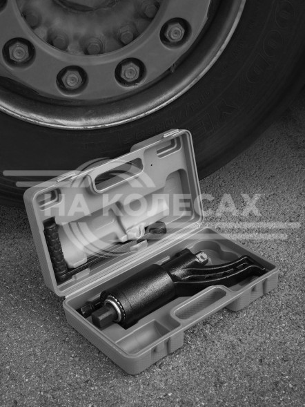 Гайковерт механич. 1&quot; 3600Нм 1:64 310мм пласт. кейс