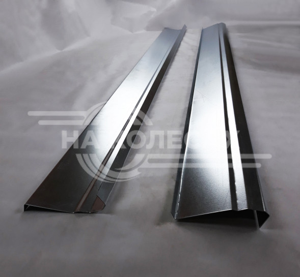 Ремонтные пороги Chrysler Voyager 3