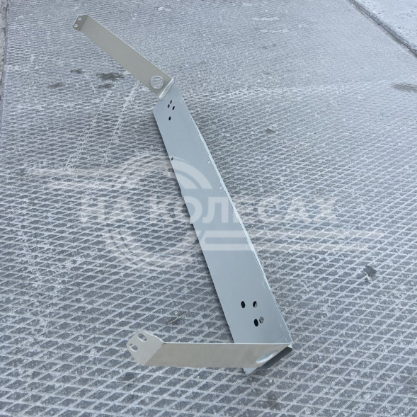 Усилитель переднего бампера ВАЗ 2170