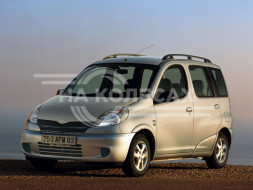 Арки задние Toyota Yaris Verso 1