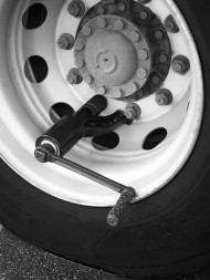 Гайковерт механич. 1&quot; 3600Нм 1:64 310мм с головками 32 и 33мм пласт. кейс