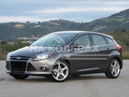 Бампер передний FORD FOCUS III 11-15