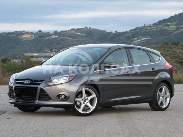Бампер передний FORD FOCUS III 11-15