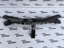 Рамка радиатора Renault Logan 1