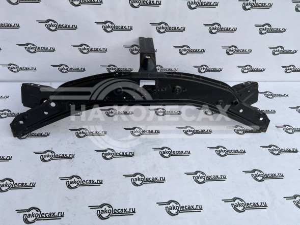 Рамка радиатора Renault Logan 1