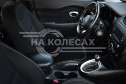 Накидка (подушка) из искусственного меха на сиденье, черная с коротким мехом, 1 шт.