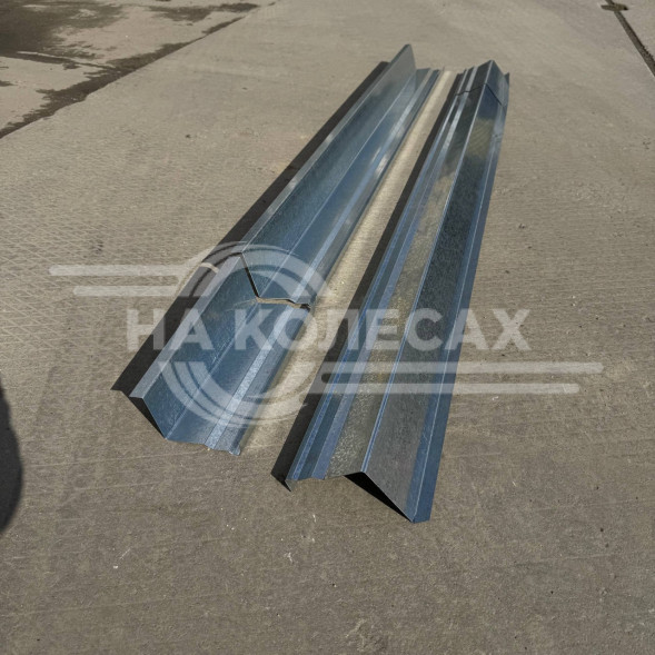 Ремонтные пороги Toyota Verso 2