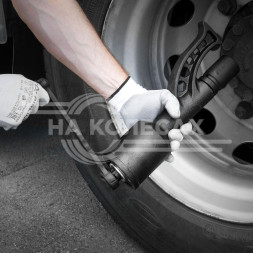 Гайковерт механич. 1&quot; 4800Нм 1:56 370мм с головками 32 и 33мм пласт. кейс