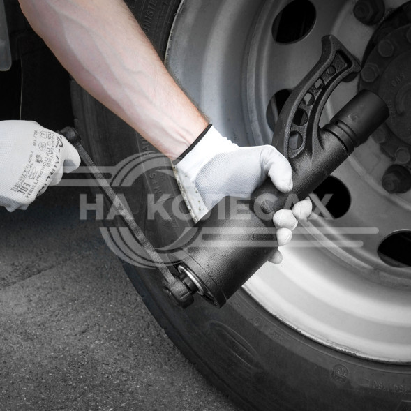 Гайковерт механич. 1&quot; 4800Нм 1:56 370мм с головками 32 и 33мм пласт. кейс