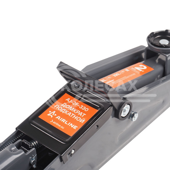 Домкрат подкатной 2т 125-330мм