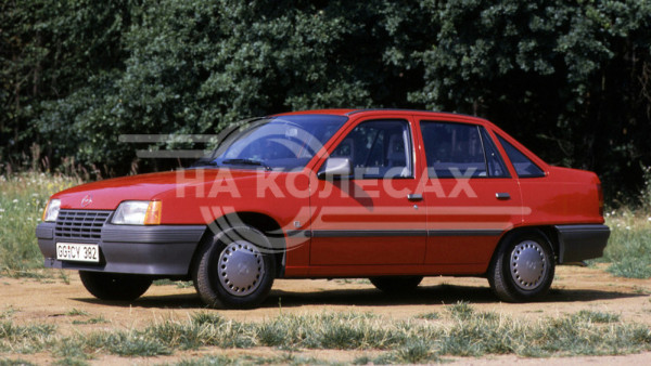 Арки задние Opel Kadett 6дорест/6рест (E)