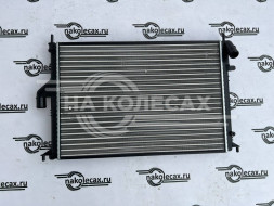 Радиатор Renault Logan 1