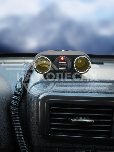 Разветвитель прикуривателя 2 гнезда 8А + 2USB с витым шнуром, штекер-фиксатор