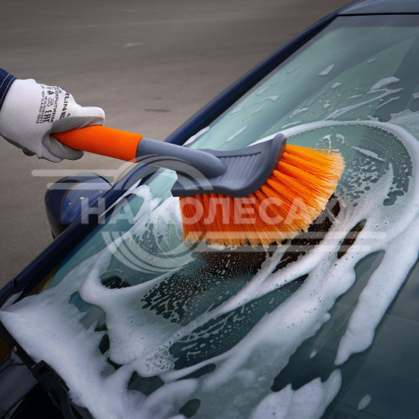 Щетка для мытья с мягкой распушенной щетиной большая (40 см)