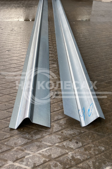 Ремонтные пороги Toyota LiteAce