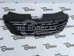 Решетка радиатора Renault Logan 1