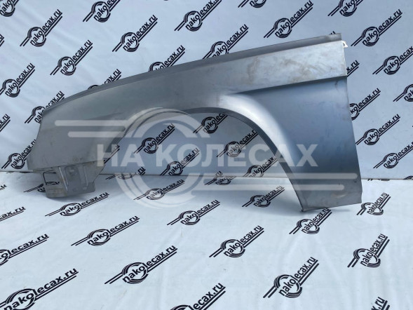 Крыло переднее ГАЗ 3102 «Волга»