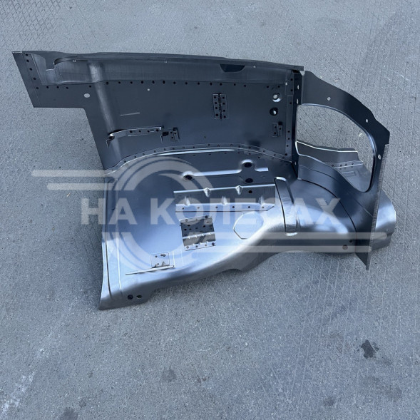 Брызговик передний левый УАЗ Патриот