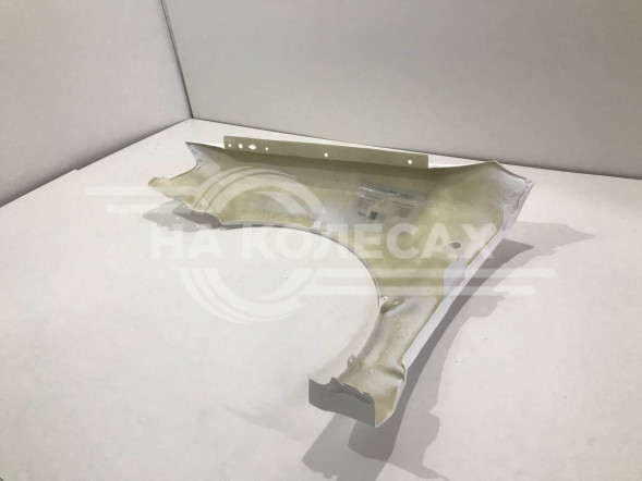 Крылья передние из стеклопластика Skoda SuperB I