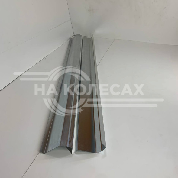 Пороги Toyota Gaia MX10