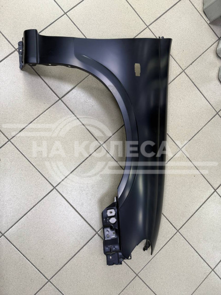 Крыло переднее Nissan Almera 00-06 / Bluebird Sylphy 00-05