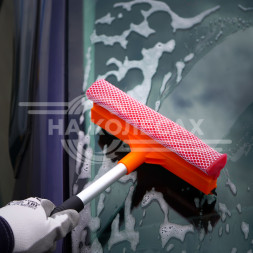 Щетка для мытья стекол с поролоном и водосгоном компактная (30 см)