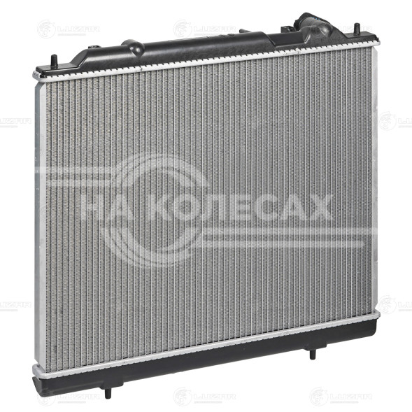 Радиатор охлаждения для автомобилей Delica (94-)/Space Gear (94-)/L400 (95-)